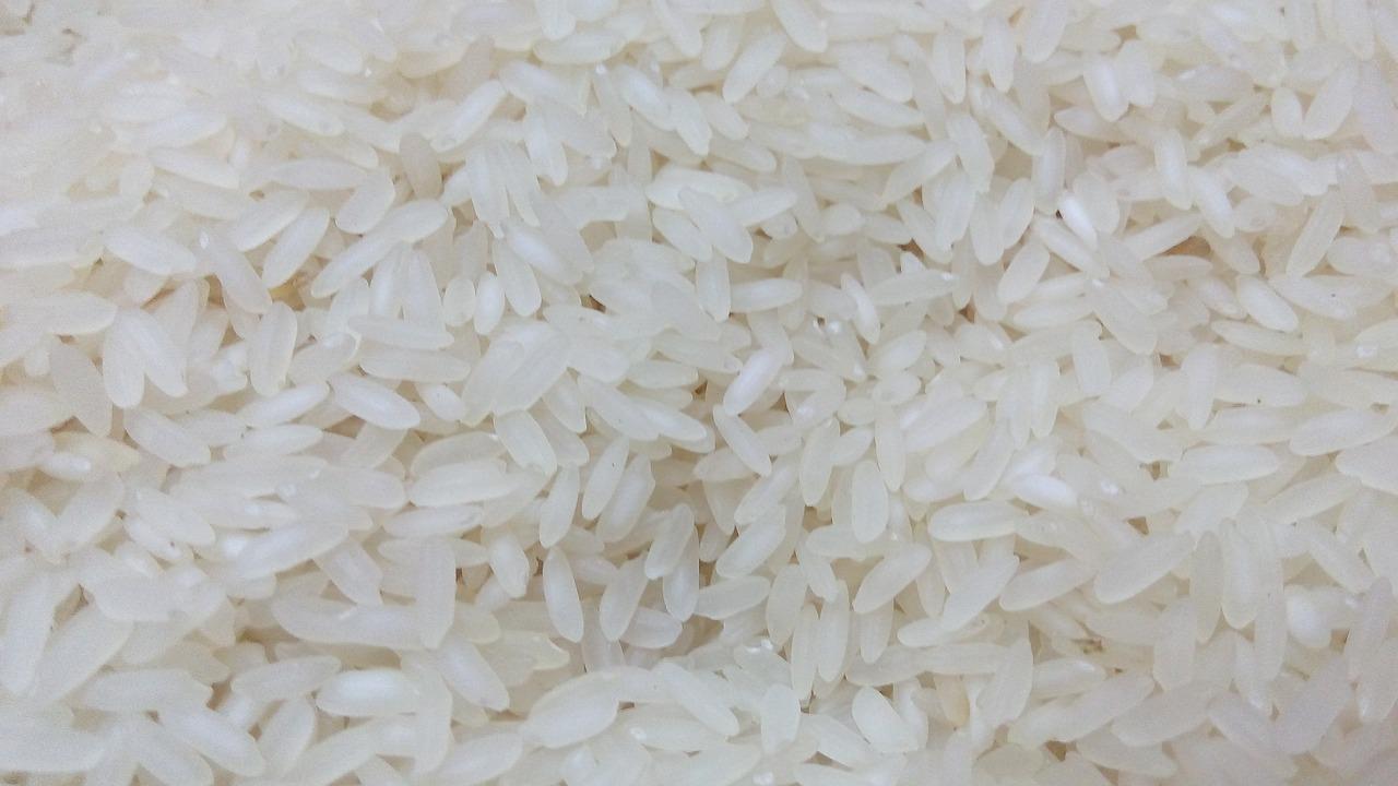 jak zrobić ryż na patelni